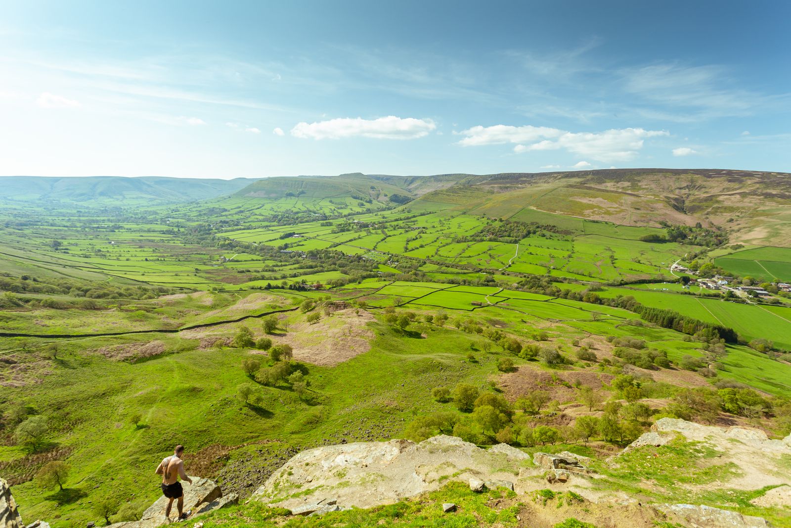 Green fields and rolling hills of Hope Valley in the Peak District